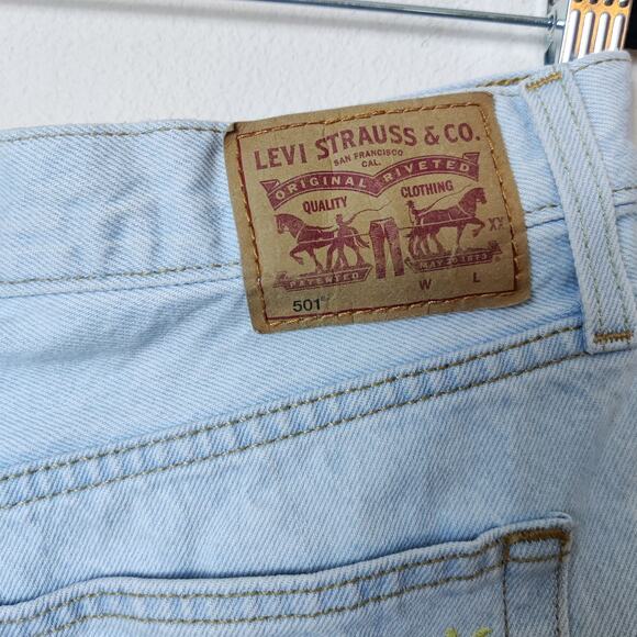 Levi's 501 Floral Embroidered High Rise Button Fly Light Blue Shorts 33 Festival - Picture 8 of 13